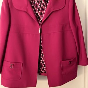 TAHARI Roomy shell & matching jacket; bright Fuschia colored